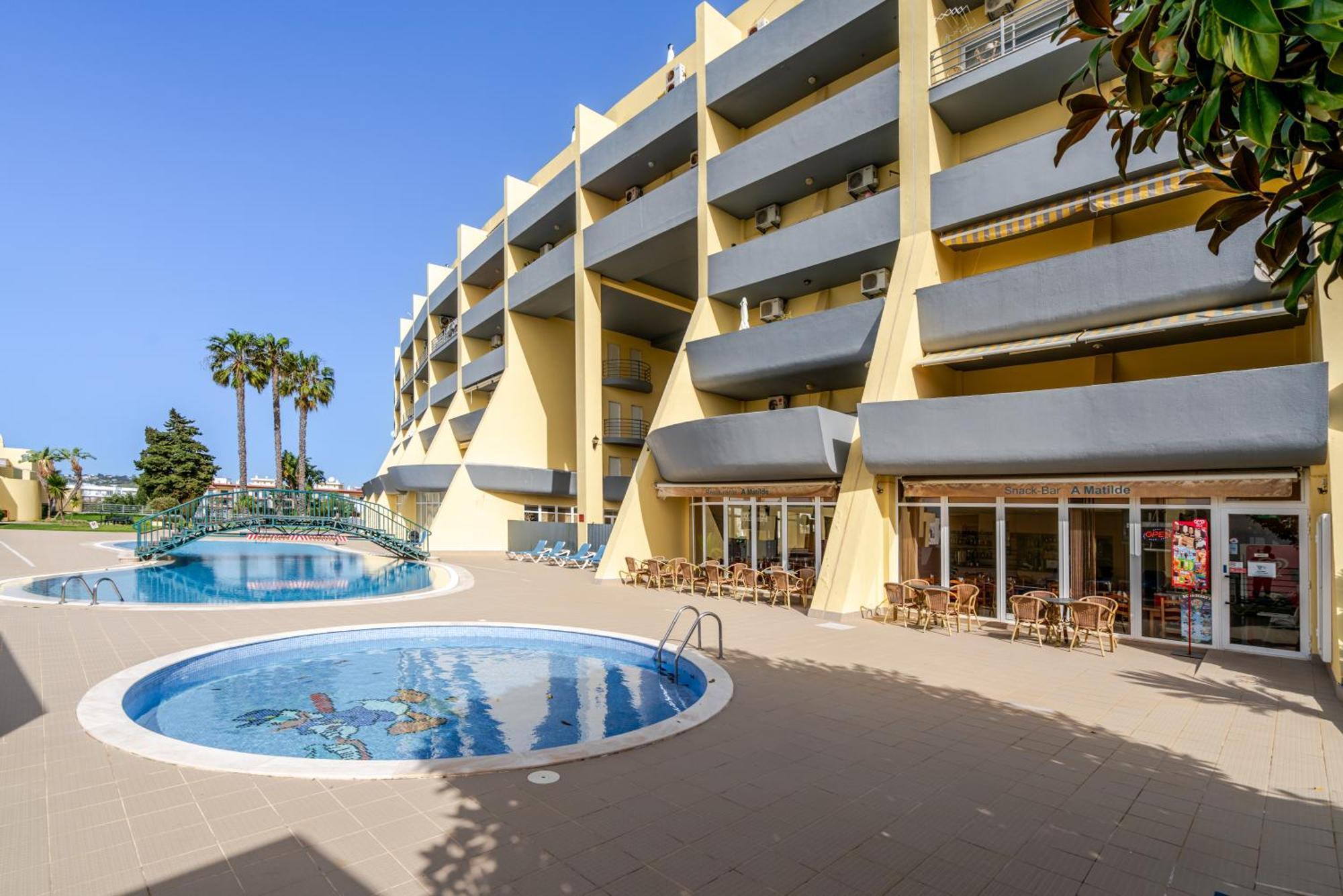 Lagos-Piscine Et Mer- Condominio Do Mar Экстерьер фото